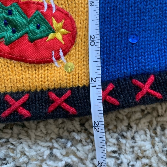 VIntage Basic Editions Holiday Christmas Patchwork Sweater Vest - Picture 7 of 7